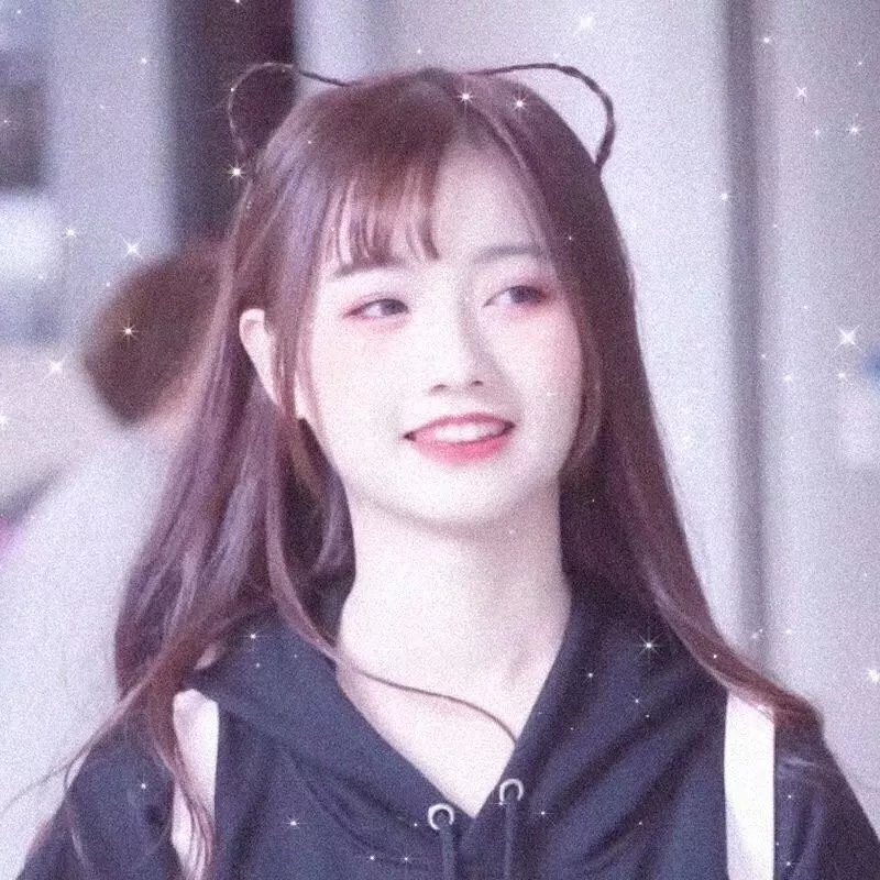 玛丽的白色连衣裙