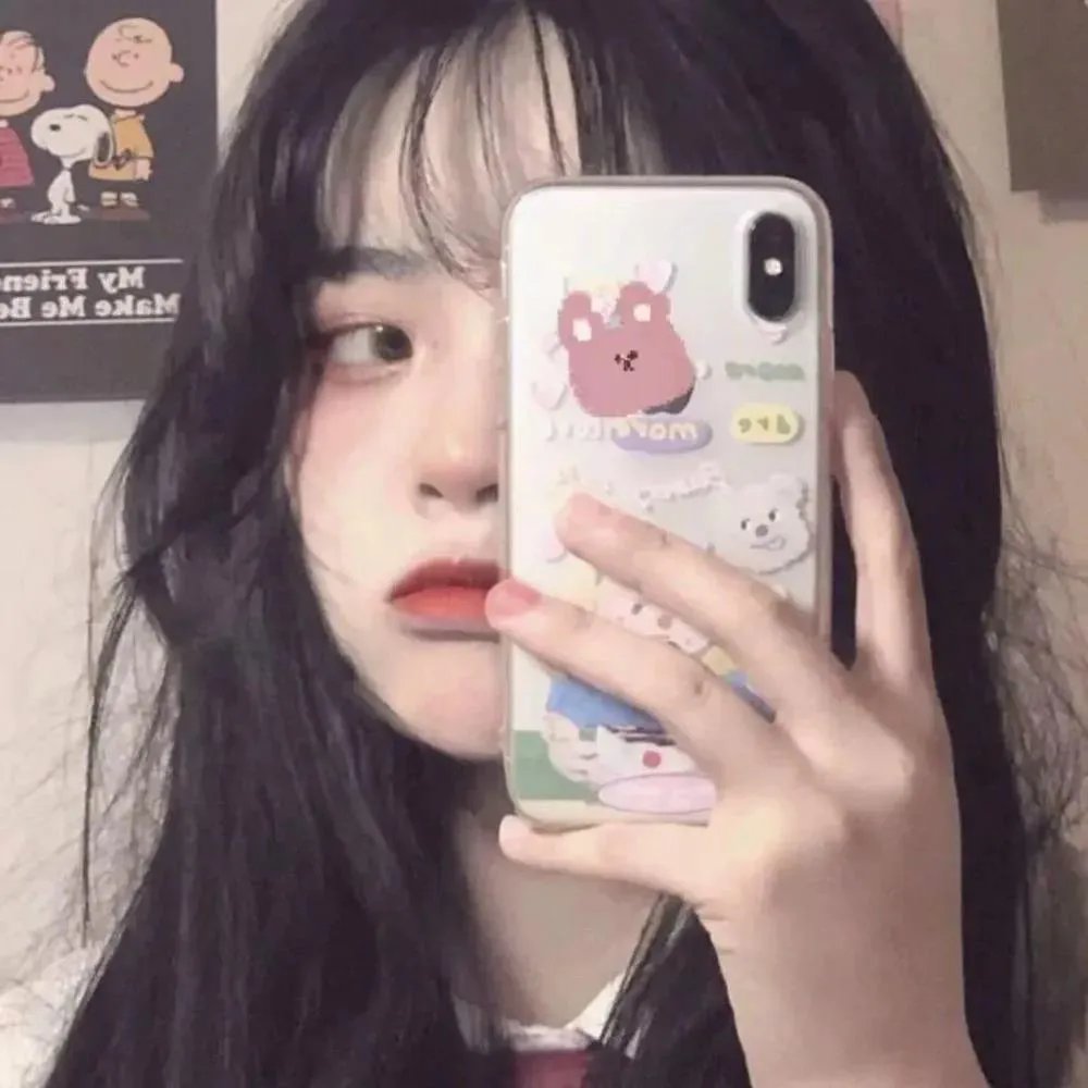 走投无路的原偶像，选择与完全陌生的大叔一起生活